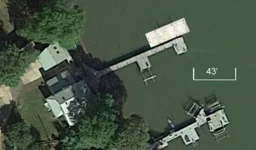 Sea Horse Dock Boat Position.webp