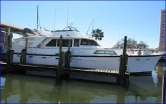 Hatteras 50' 1968.webp Hatteras 50' 1968.webp
