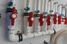 Weaver 80 AC manifold.webp