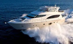 Hatteras-80MY-New-Running-Image-4.webp