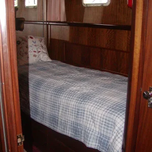 Mid-Stateroom