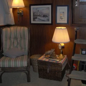 saloon_looking_aft