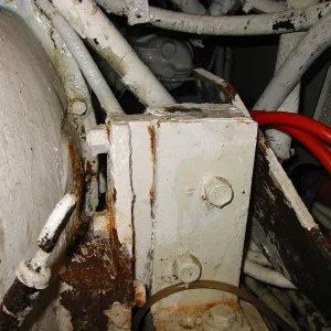 8v71N - M20 Transmission - cross bolted motor mount