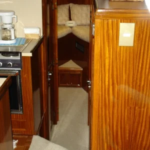 Entrance Mid Forward Staterooms