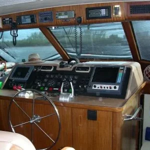 Pilot House 67' cpmy