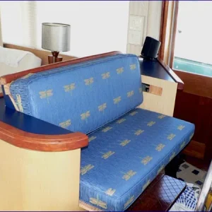 helm seat open