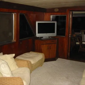 Salon Starboard