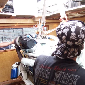 12V engine removal