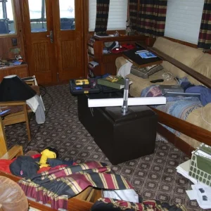 The Salon when the Admiral is NOT around!  :)
