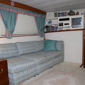 Salon, "Nancy Cay"