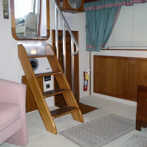 Salon, "Nancy Cay"