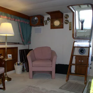 Salon, "Nancy Cay"