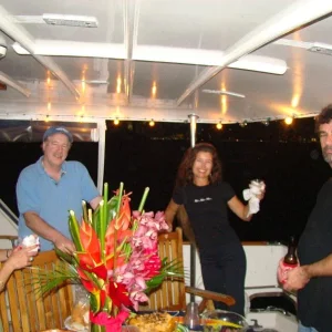 Miami Boat Show HOF raft up