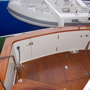 Cockpit extension and hatch to 2nd genset