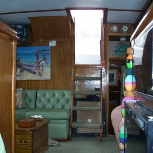 carrgo interior
