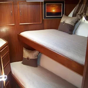 Forward V Berth