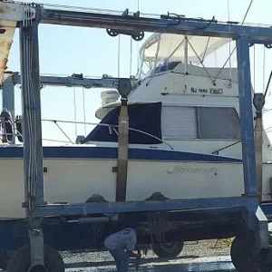 Hatteras 34
