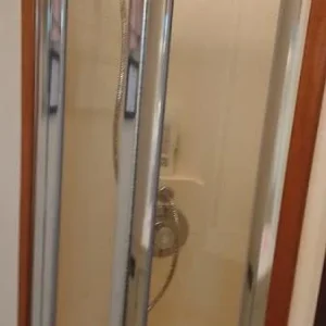 2015 boat master head shower 2
