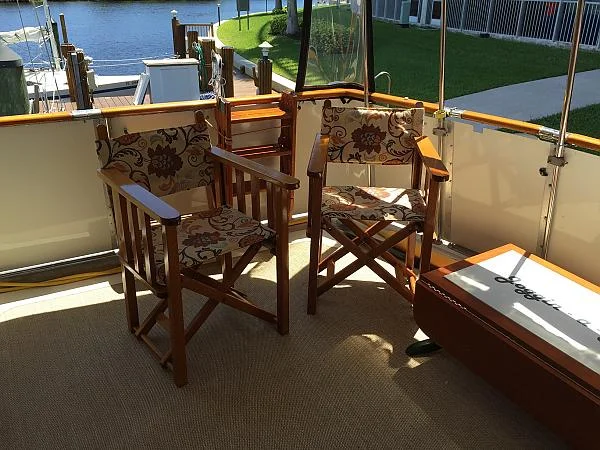 2016 Recovered deck chairs