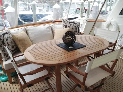 Aft deck