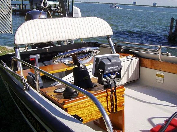 boston-whaler-for-sale-1