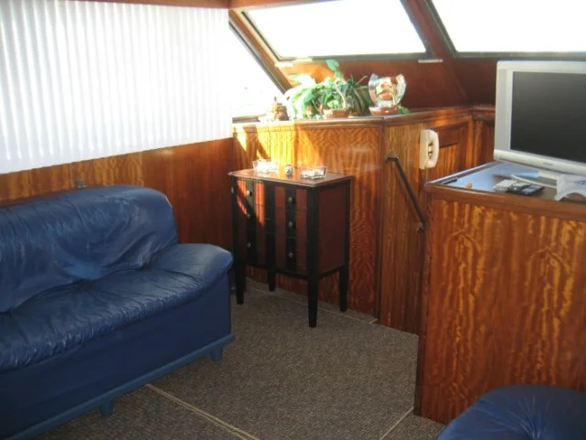 Salon Port Foward