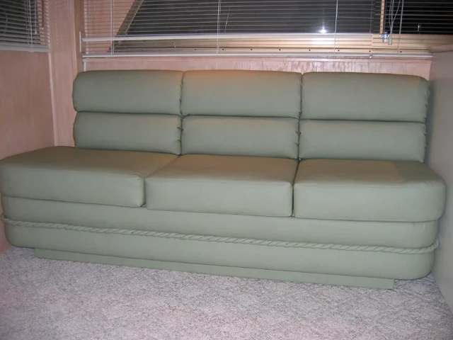 sofa_port