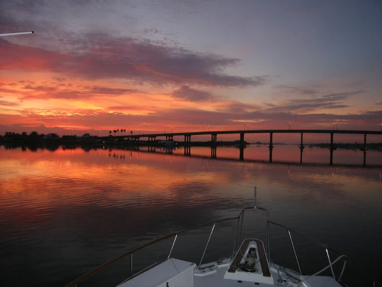 The pulpit, southbound at sunrise